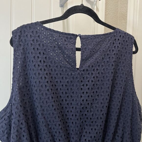 Lane Bryant Eyelet Sleeveless Peplum Top Tank Womens Size 22 Keyhole Navy Blue - Picture 8 of 10